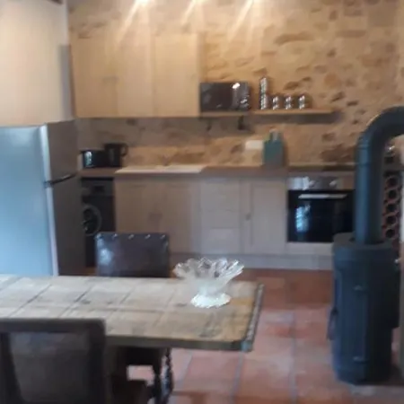 بيت للعطل La Petite Maison Bleue Avec Piscine