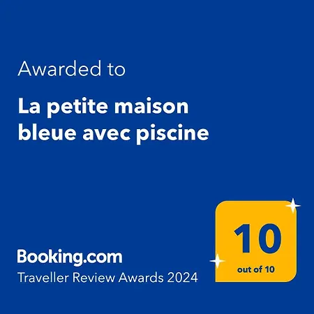 بيت للعطل La Petite Maison Bleue Avec Piscine